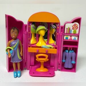 Fashion Polly 2001 Shani Hip Stylin' Dressing Room